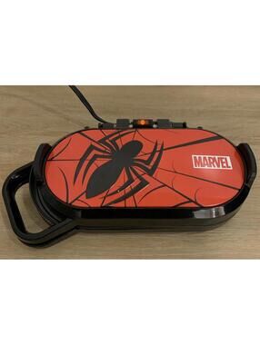 Marvel Spider-Man MVS-300CN Waffle Iron / Pancake Maker - EXCELLENT CONDITION!